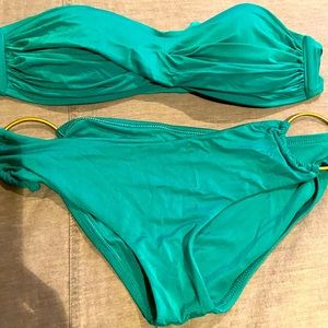 Vitamin A strapless bikini top & pin up star bottom. Top fits c cup-bottom small